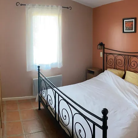 Le Petit Paradis Provencal Apartment *
